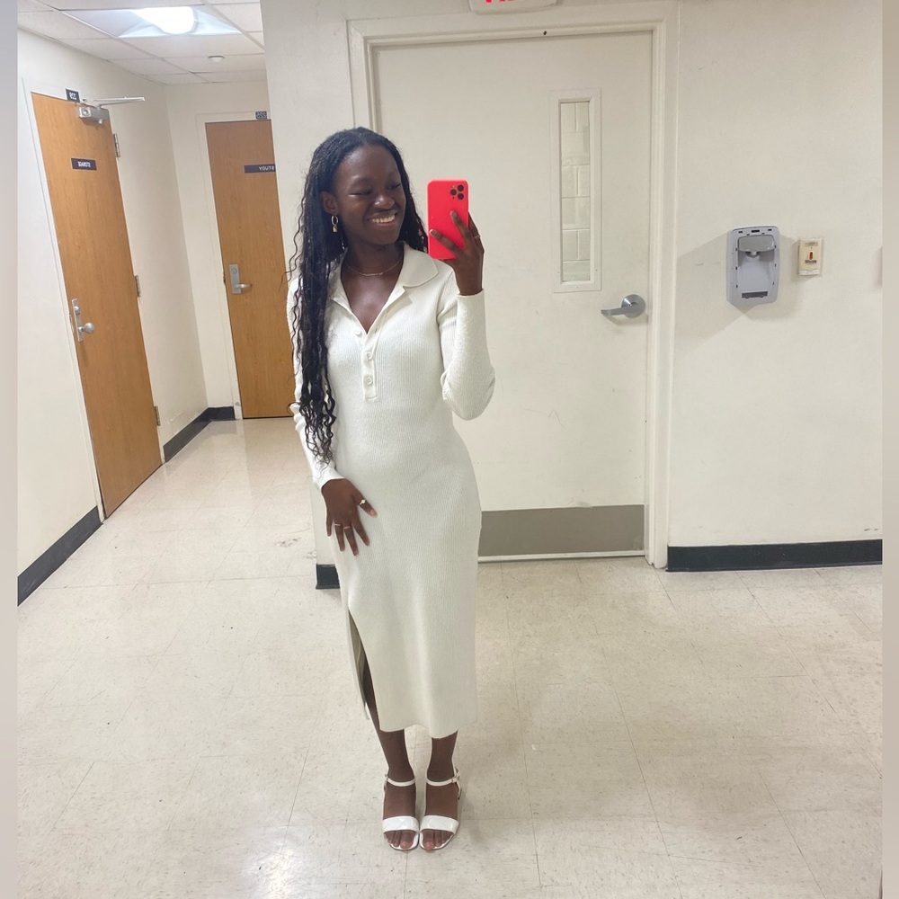 offwhite bodycon sweater dress, size S
i am 5’3 for reference - Picture 1 of 3
